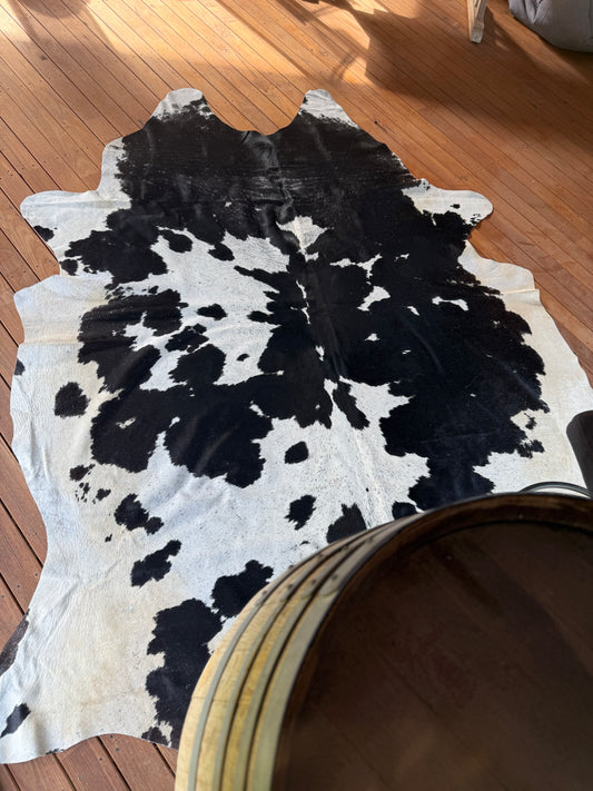 002 cowhide rug